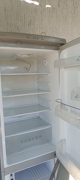 Холодильник Самсунг