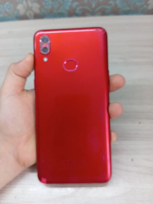 Продам телефон Самсунг а10s.