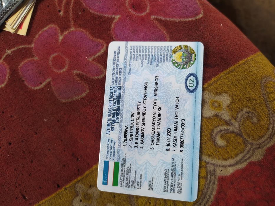 Savdo furgoi sotiladi nomi Sinotrik CDW yili 2019 matori 102 ot kuchi