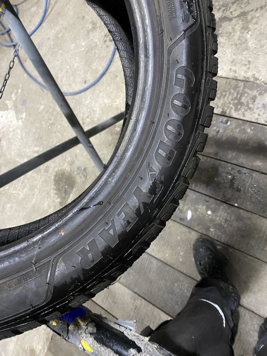 1x anvelopa iarna 205 50 17 goodyear