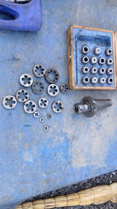 Токарные инструменты