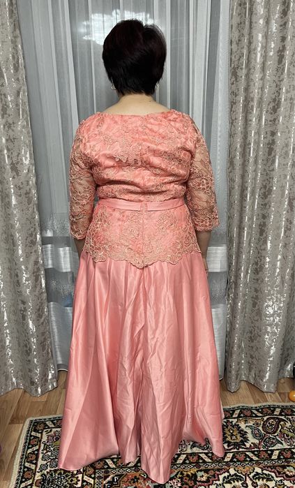 Платье вечернее 52р