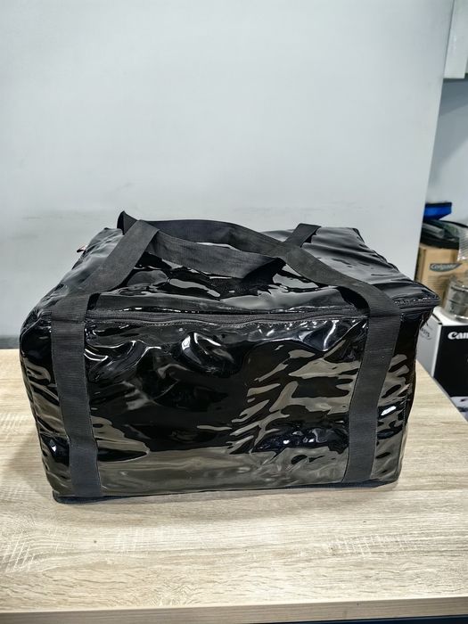 Продаются термосумки в количестве 50 шт