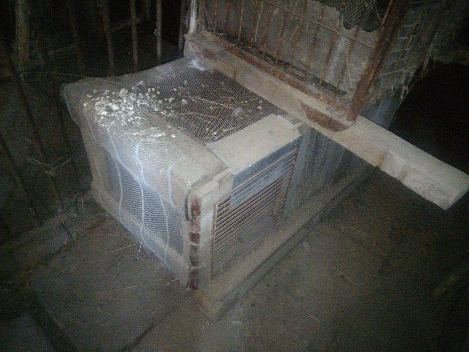 Продам клетки для кроликов