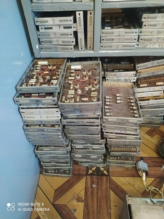 Центральный пункт радиодетали платы.