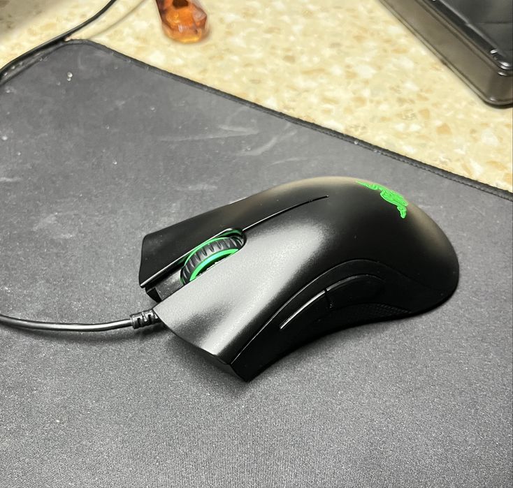 Мышь Razer DeathAdder Essential черный