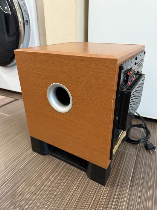 Yamaha YST-SW215 8” Subwoofer