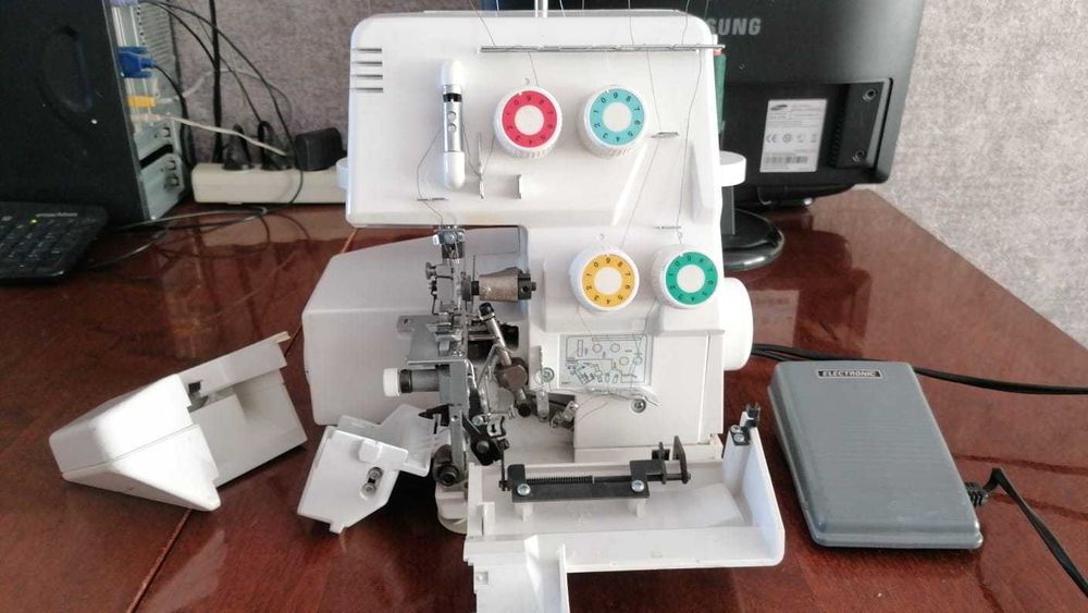 Оверлок Boutique - S07D