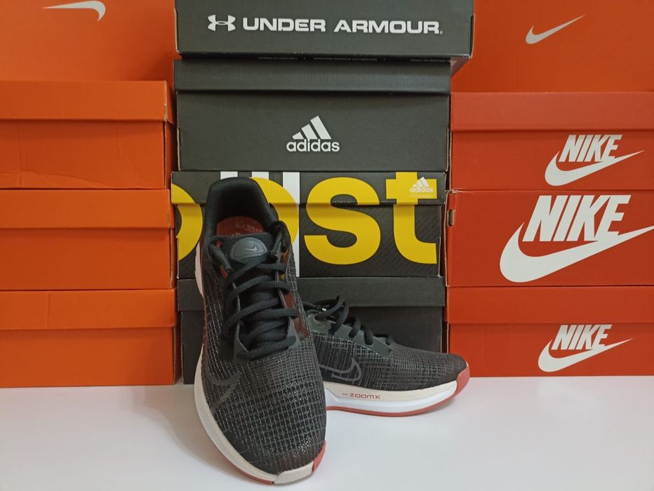 Vand adidasi noi... ORIGINALI