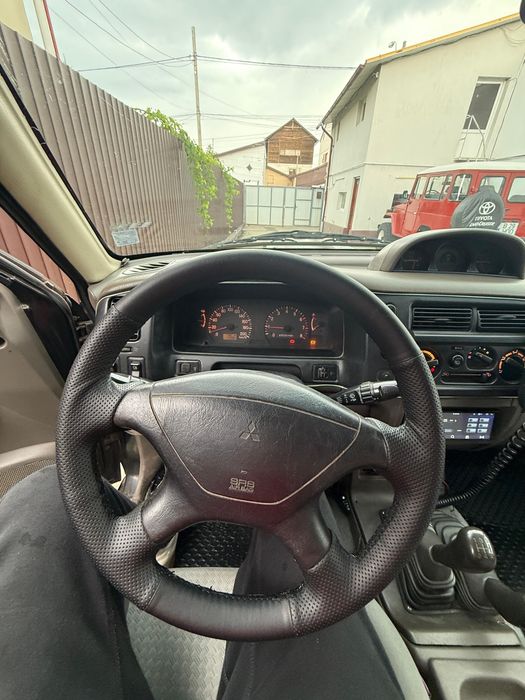Mitsubishi pajero sport 1999