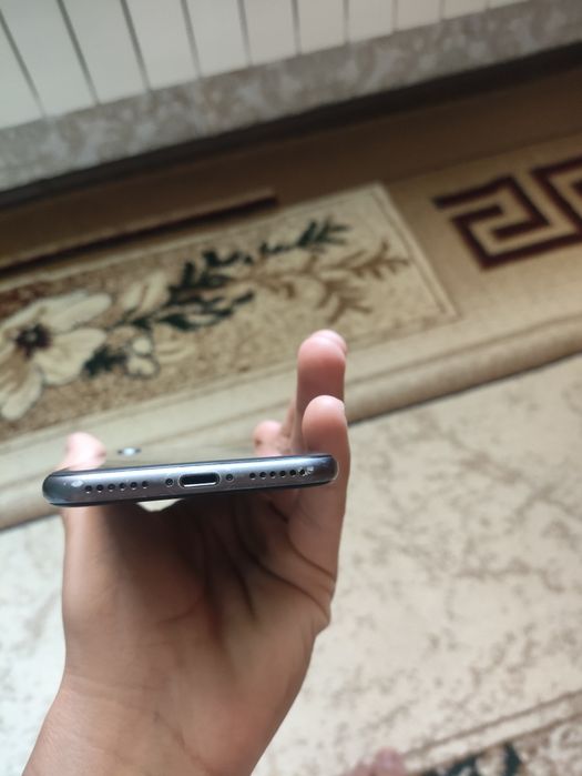 iPhone 8 экран не работает