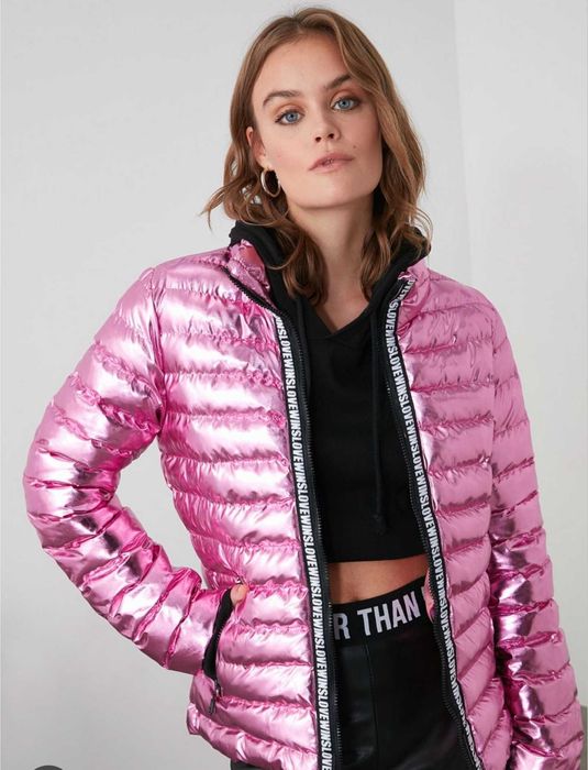 Куртки женские легкие