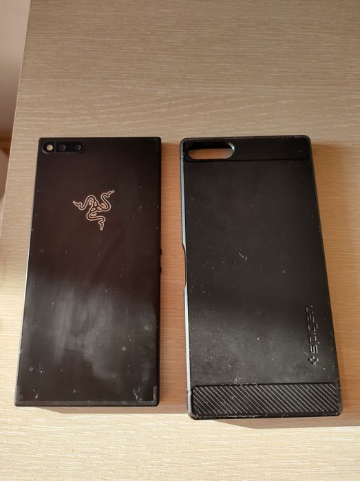 Teлефон Razer 1 64 GB