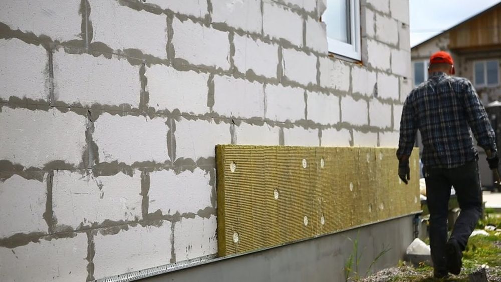 Утеплением сданий домов пенополиуретаном базальтом