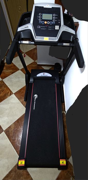 Banda de alergat electrica FitTronic D100