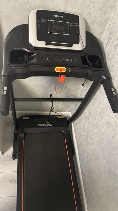 Беговая дорожка Genau