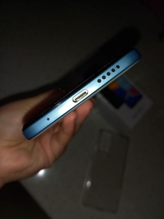 Redmi note 11 4/128gb yengi star blue
