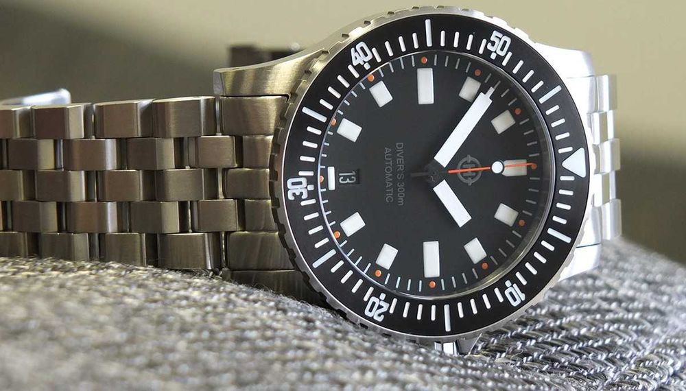 Helm Vanuatu automatic, 300m професионален дайвър, разменям