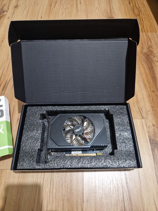 Видеокарта nvidia GeForce RTX 3050