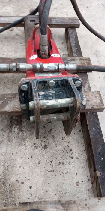 хидравличен чук за багер - SOCOMEC - DMS 50