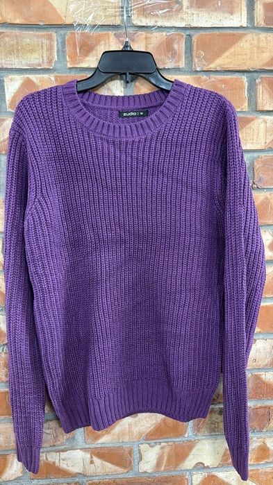 Женские свитеры и кофты