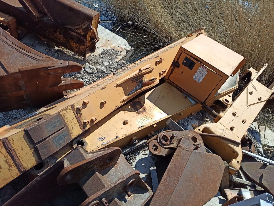 Разборка экскаватора CASE 788