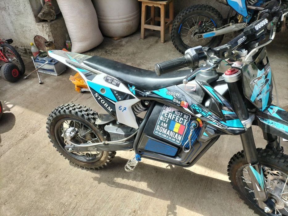 Vând motocross electric
