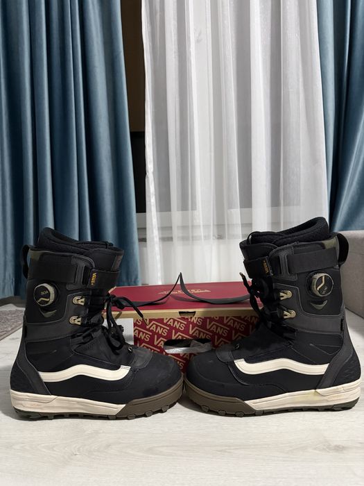 Snowboard boots Vans Infuse