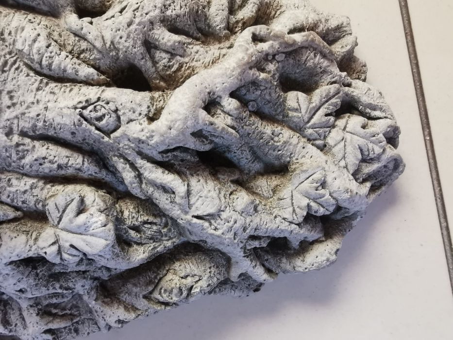 Антикварна глава скулптура фигура статуя горски дух зеления човек фавн