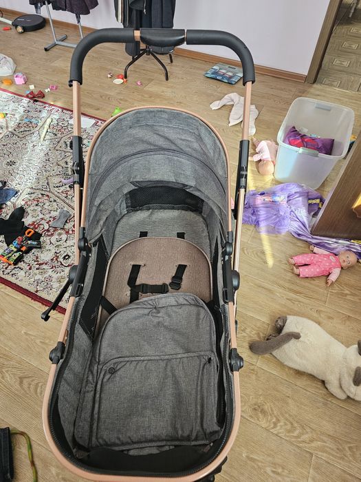 Коляска детская  в отличном состоянии