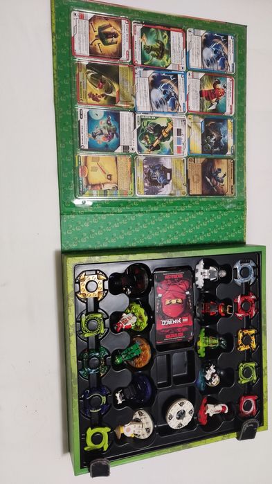 Lot Masiv LEGO Ninjago Spinjitzu Vintage + Servietă de Colecție și Carte Rară 3D Kai (2011)