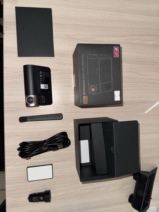 Продам видеорегистратор 70mai 4k