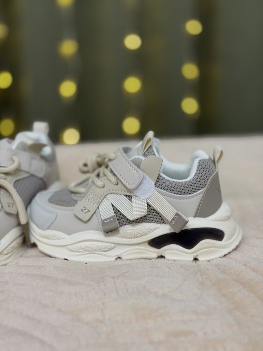 Кроссовки детские