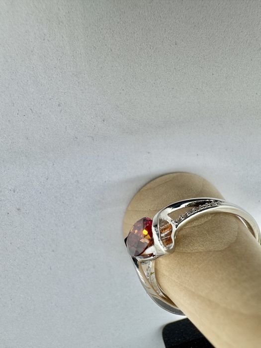 Сребърен пръстен с мойсанит (Диамант) 1 карат