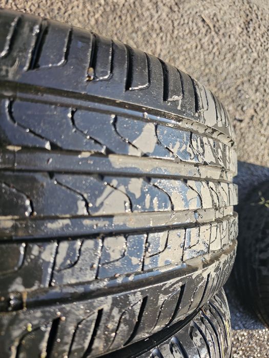 215 45 18 vara pirelli