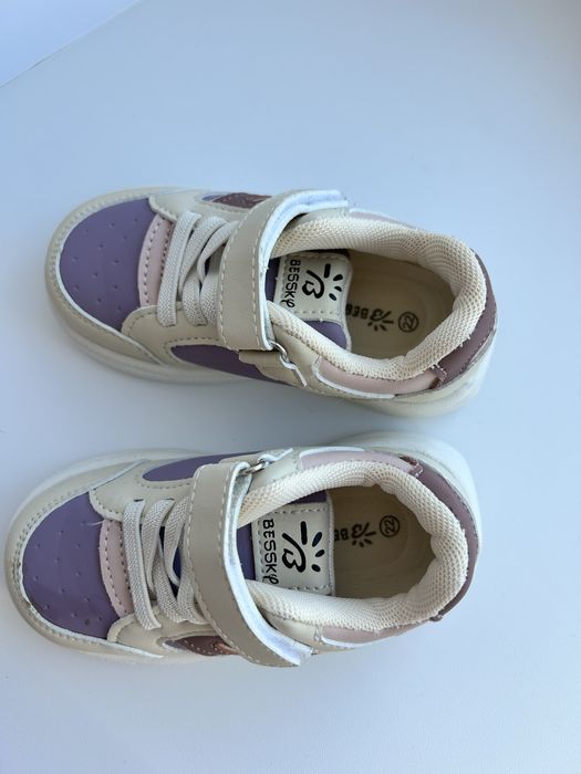 Кроссовки для девочки, НОВЫЕ