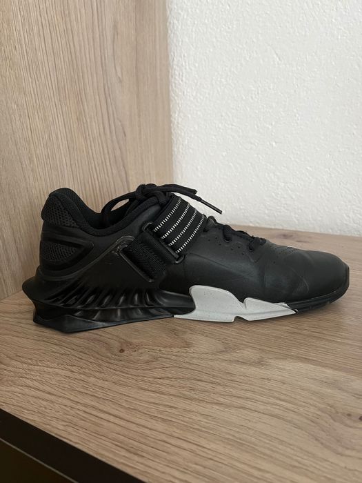 Щангетки Nike Savaleos