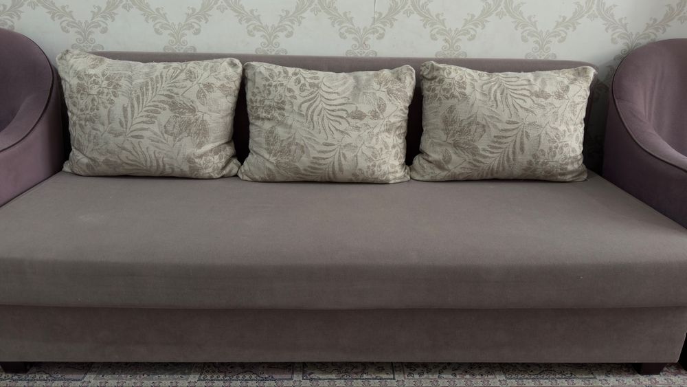 Продам диван в хорошем состоянии