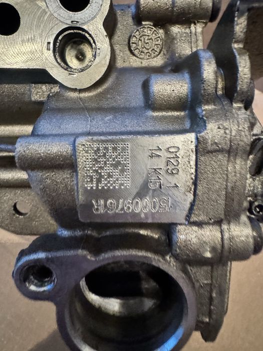 Pompa ulei Renault mot 23 euro 6 150 cp