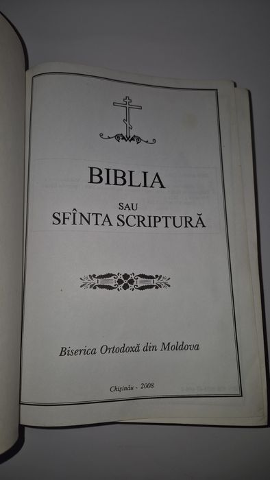 Carte veche religie Biblia Ortodoxa din Moldova