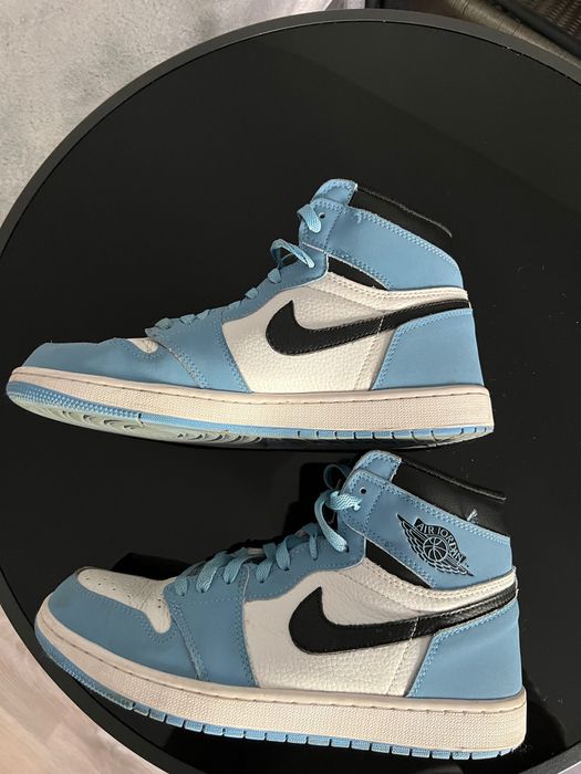 Jordan 1 High Retro OG "University Blue"