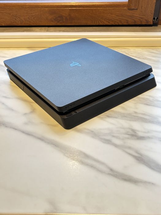 Sony PlayStation 4 Slim 1TB PS4