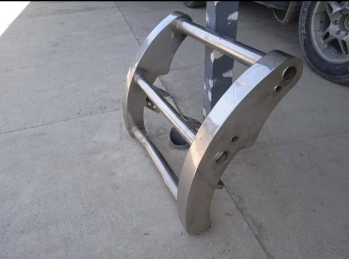 Кенгурятник продам