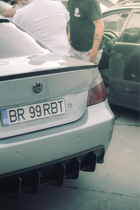 Difuzor Striatii Maxton Bmw E60-E61 M Pachet