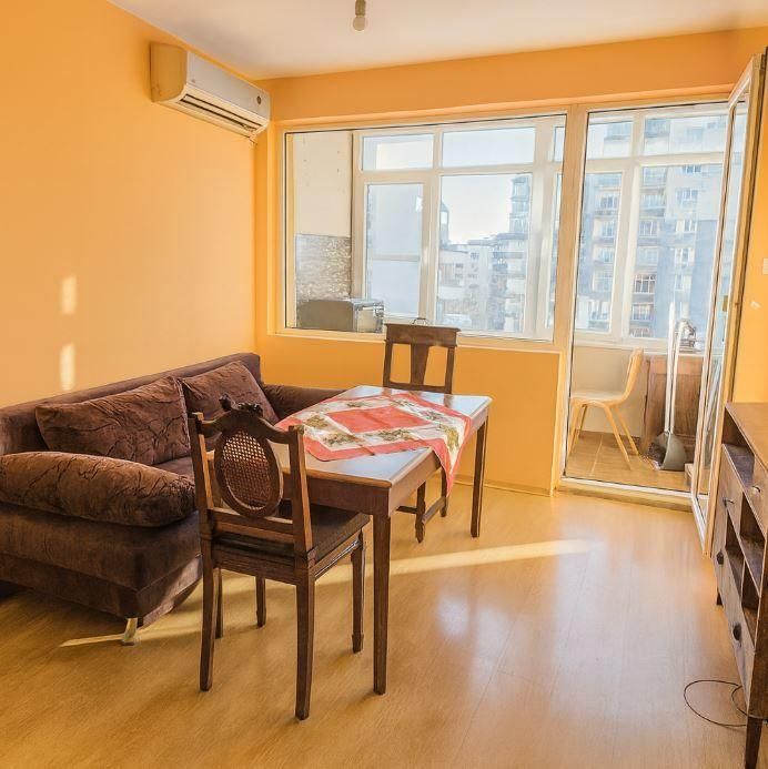 Дава се под наем Двустаен апартамент в Варна, Левски - 60 кв.м за 425 € - Снимка #1