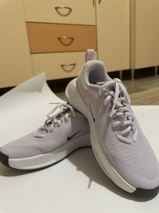 Дамски маратонки Nike