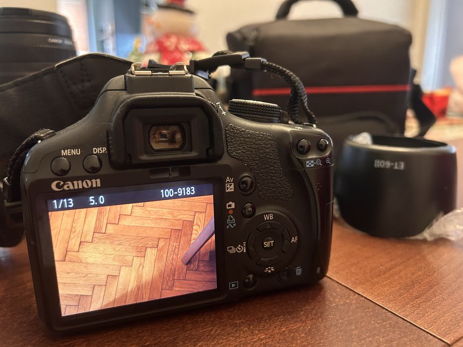 Продавам фотоапарат Canon 500D в много добро състояние