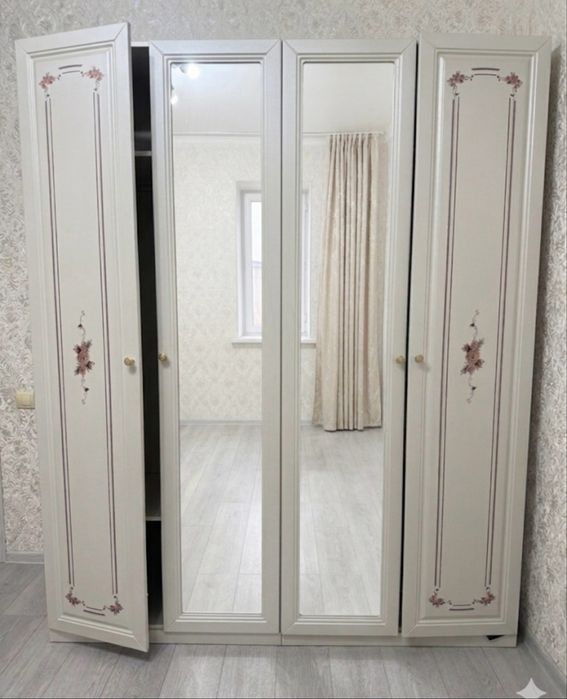 продам шифонер и комод б/у