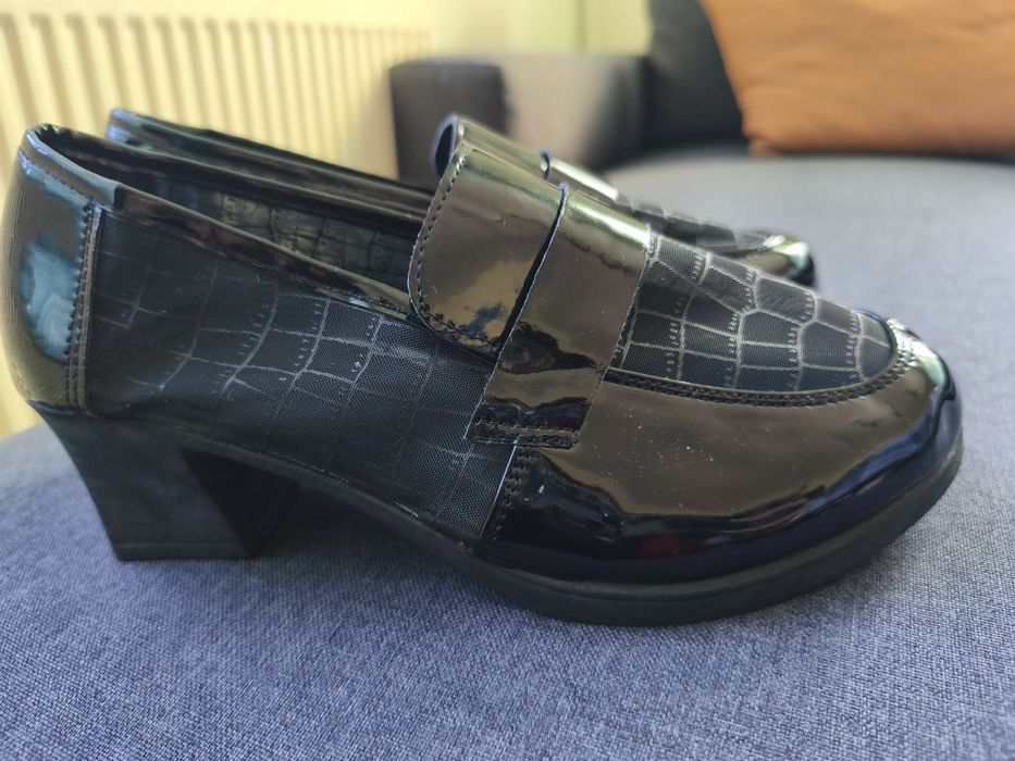 Елегантни ежедневни обувки