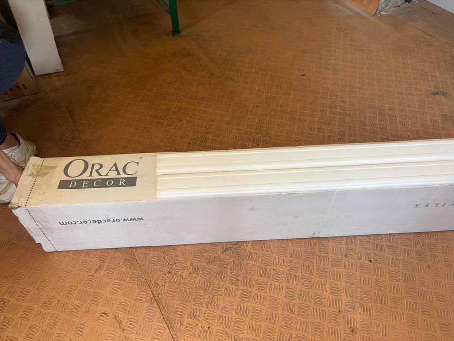 Модерен перваз с линеен мотив Orac